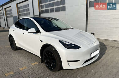 Tesla Model Y 2022