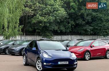 Tesla Model Y  2021