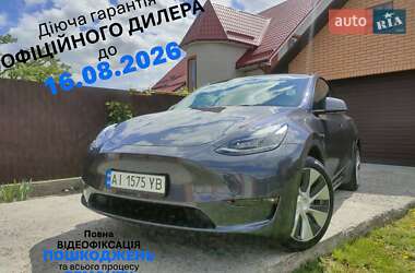 Tesla Model Y  2023