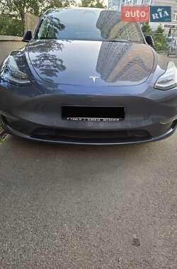 Tesla Model Y 2020