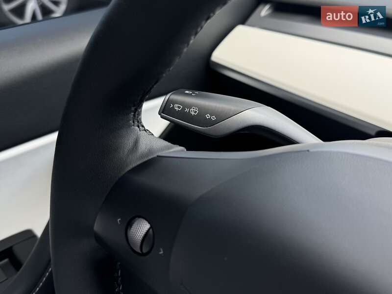 Внедорожник / Кроссовер Tesla Model Y 2021 в Кременчуге фото 17 Внедорожник / Кроссовер Tesla Model Y 2021 в Кременчуге