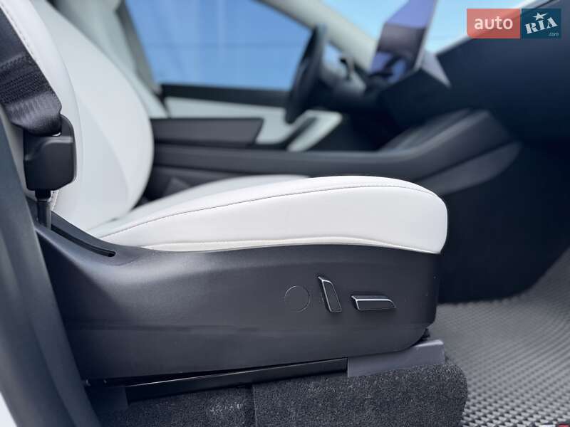 Внедорожник / Кроссовер Tesla Model Y 2021 в Кременчуге фото 22 Внедорожник / Кроссовер Tesla Model Y 2021 в Кременчуге