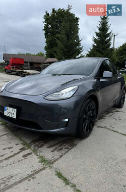 Tesla Model Y 2021