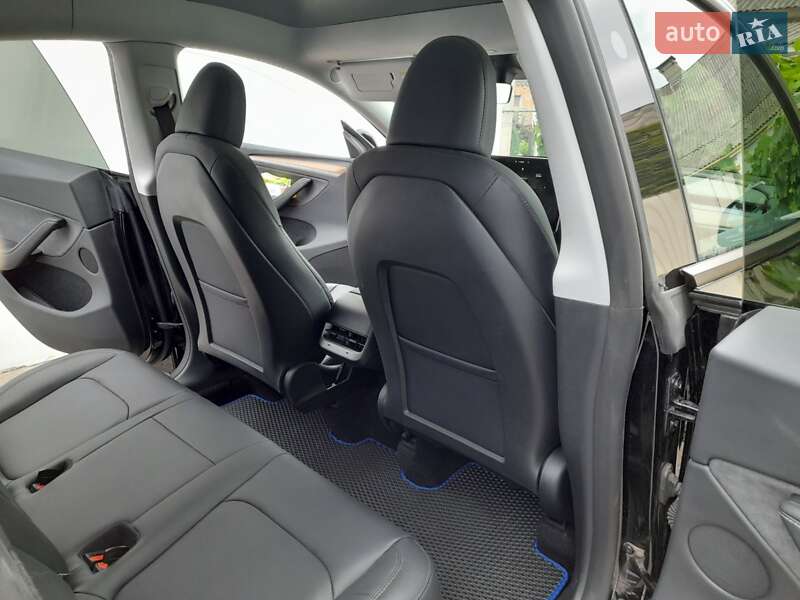 Позашляховик / Кросовер Tesla Model Y 2024 в Ромнах