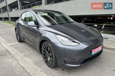 Tesla Model Y 2022