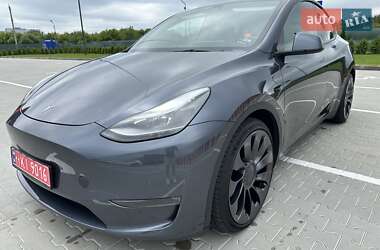 Tesla Model Y  2022
