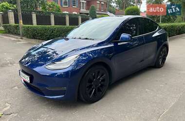 Tesla Model Y  2022