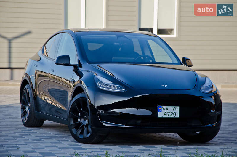 Внедорожник / Кроссовер Tesla Model Y 2022 в Киеве