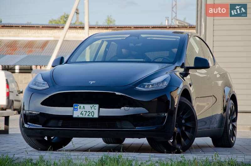 Внедорожник / Кроссовер Tesla Model Y 2022 в Киеве