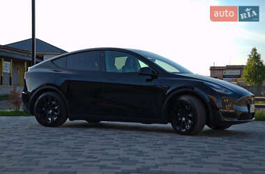Внедорожник / Кроссовер Tesla Model Y 2022 в Киеве
