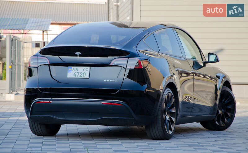 Внедорожник / Кроссовер Tesla Model Y 2022 в Киеве
