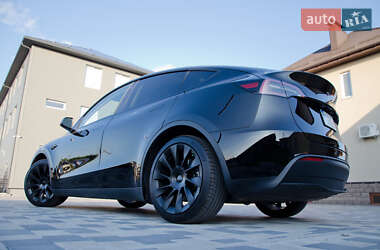 Внедорожник / Кроссовер Tesla Model Y 2022 в Киеве