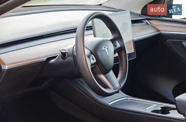 Внедорожник / Кроссовер Tesla Model Y 2022 в Киеве