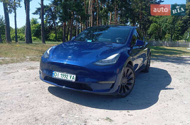 Tesla Model Y  2020