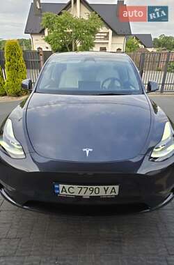 Позашляховик / Кросовер Tesla Model Y 2024 в Рованцях
