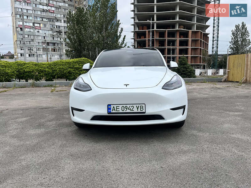 Внедорожник / Кроссовер Tesla Model Y 2023 в Днепре