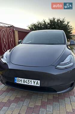 Tesla Model Y 2021