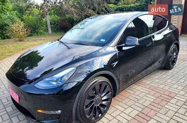 Tesla Model Y  2023