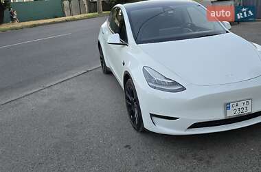 Tesla Model Y  2021