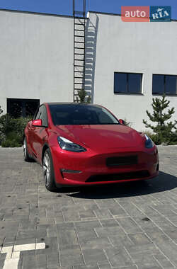 Tesla Model Y  2022