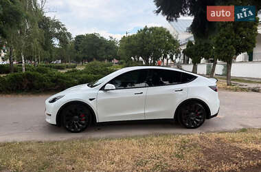 Tesla Model Y 2022