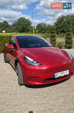 Tesla Model Y  2021