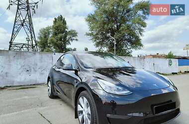 Tesla Model Y  2022