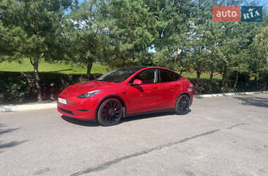 Tesla Model Y  2023