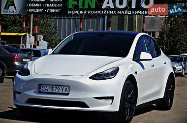 Tesla Model Y  2021