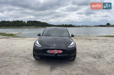 Tesla Model Y 2022