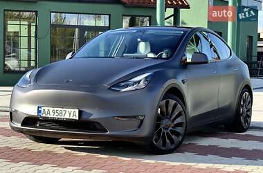 Tesla Model Y 2022