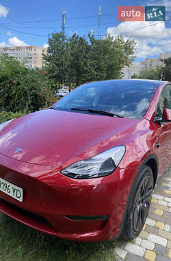Tesla Model Y  2023