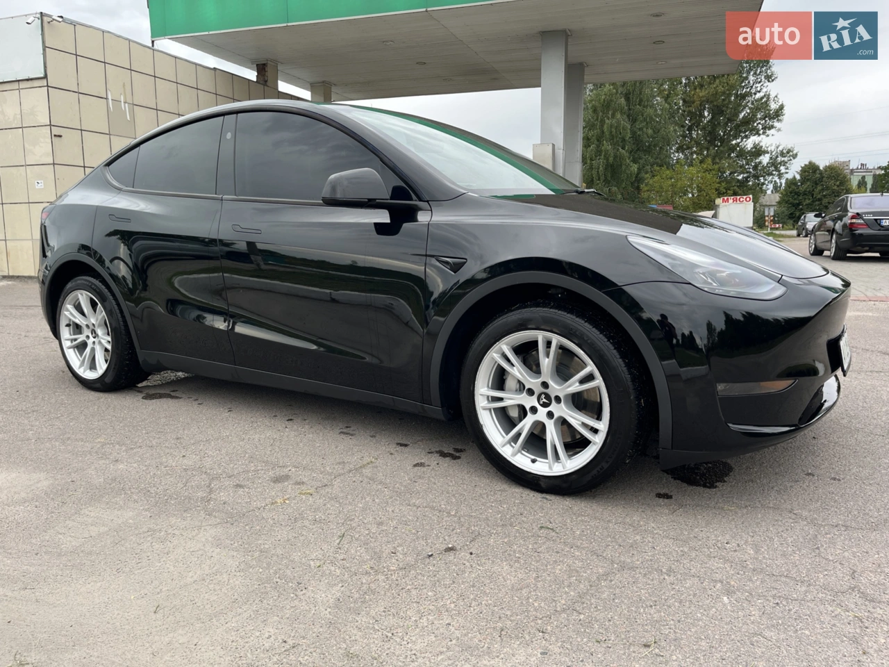 2023 Tesla Model Y - мініатюра 2
