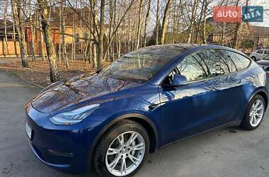 Tesla Model Y  2021