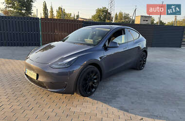 Tesla Model Y  2023