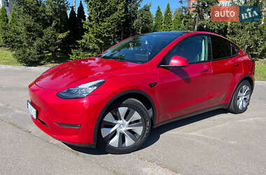 Tesla Model Y  2021