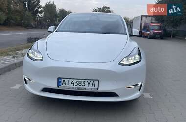 Tesla Model Y  2023