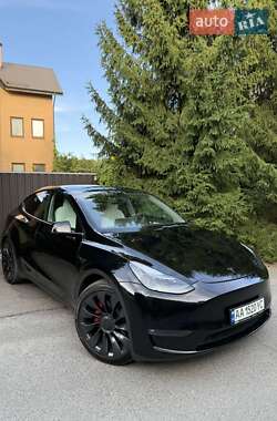 Tesla Model Y  2022