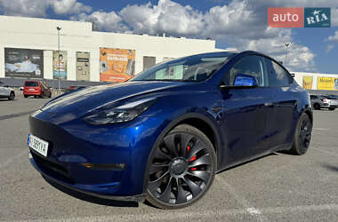 Tesla Model Y  2023