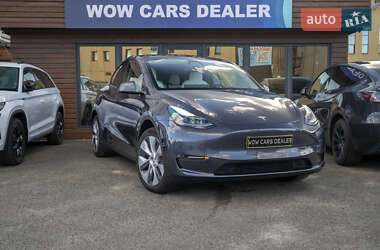 Tesla Model Y  2023