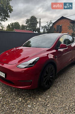Tesla Model Y  2021