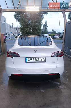 Tesla Model Y  2022