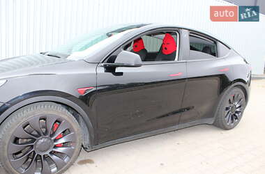 Tesla Model Y  2023