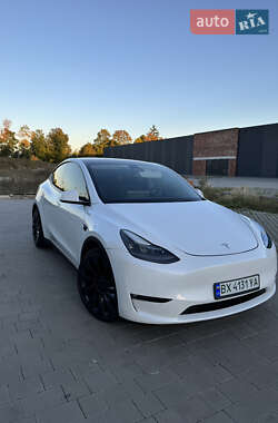 Tesla Model Y  2022