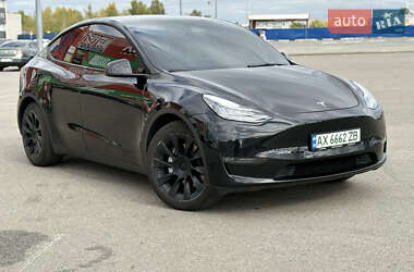 Tesla Model Y  2021