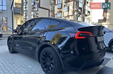 Tesla Model Y  2023