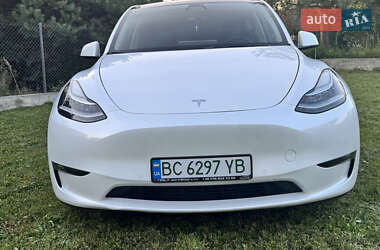 Tesla Model Y  2022