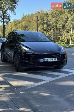 Tesla Model Y  2022