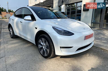 Tesla Model Y  2023