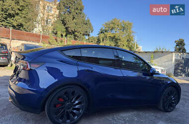 Tesla Model Y  2023